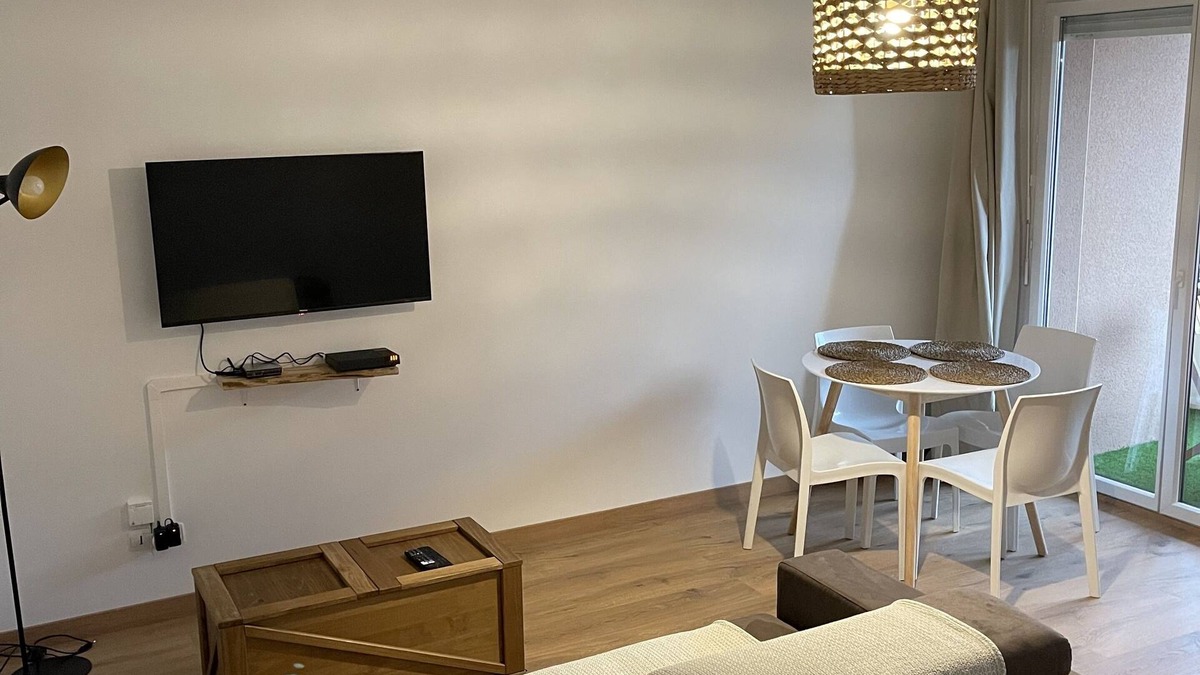 Seilh Apartment | Charment T2 at Seilh golf course