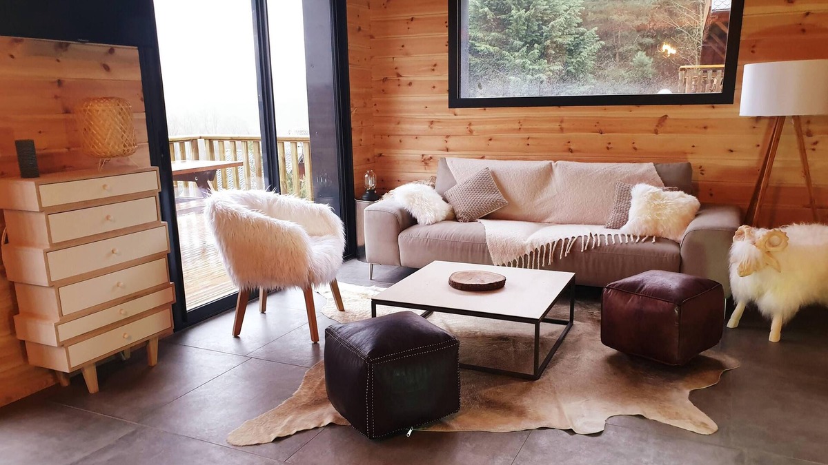 Besse-et-Saint-Anastaise Ski Chalet | Charming chalet in Besse