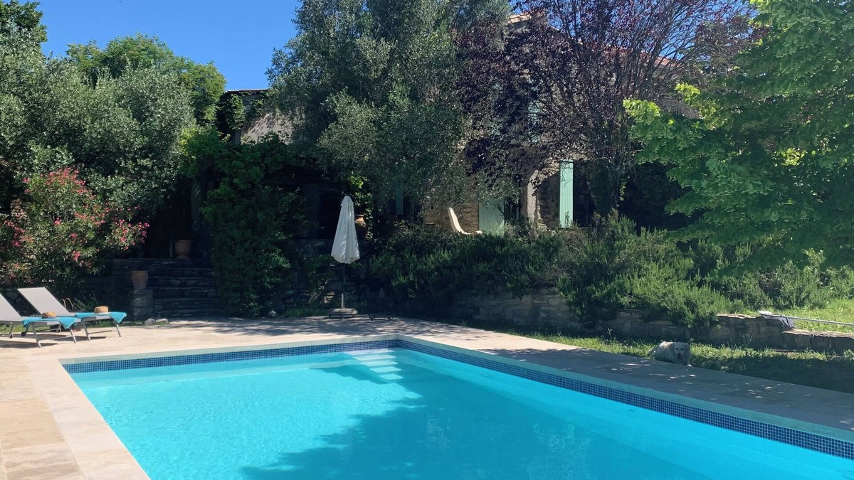 Saint-Jean-de-Ceyrargues House | Charming stone house near Uzès 4 bedrooms,2 bathrooms,heated pool,garden & Wifi