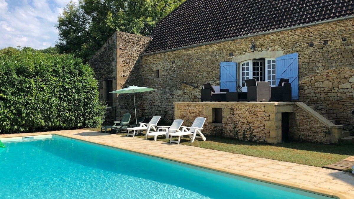 Marcillac-Saint-Quentin House | Charming 4* property with large heated swimming pool