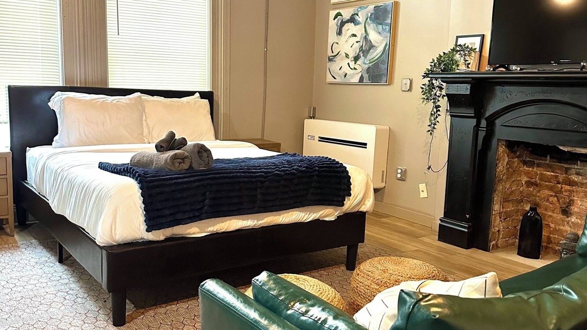 Detroit Apartment | Charming 1 bed in Detroit, Prime Location-close to the best attractions