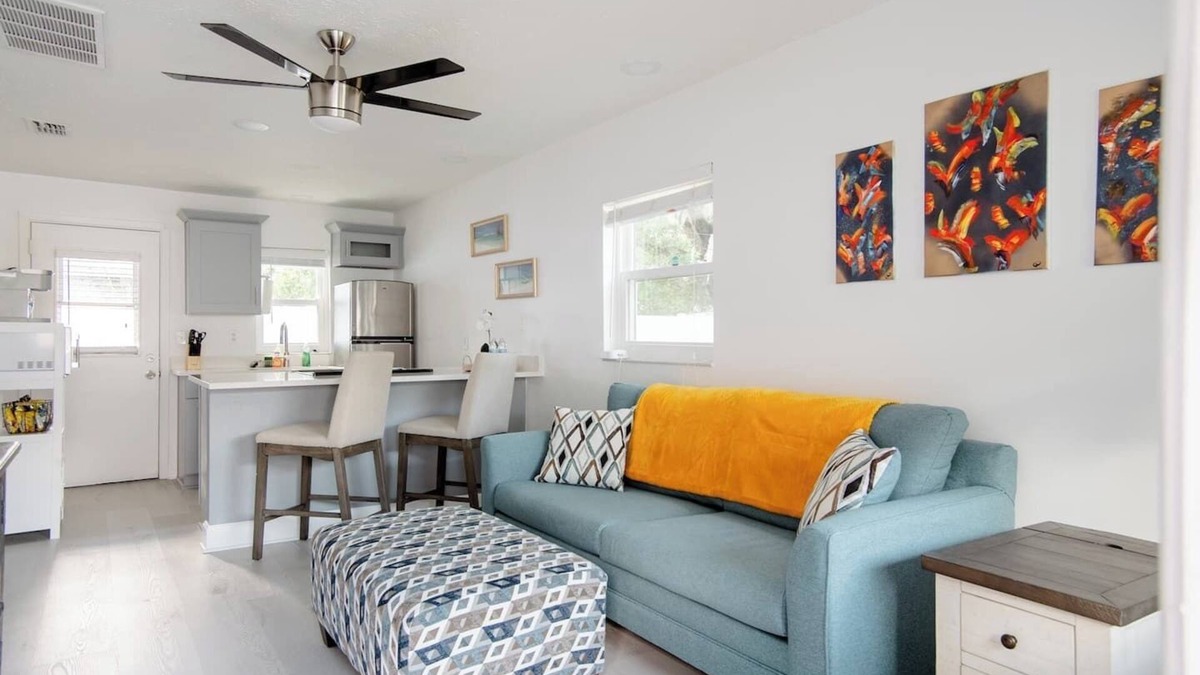 New Port Richey Apartment | Charming 1-Bedroom Oasis in the Heart of Downtown