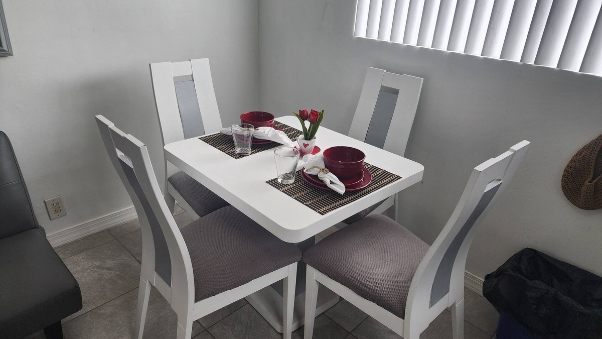Greenacres Apartment | Charming 1-bedroom apartment with AC, WIFI in amazing Palm Beach next to Airport