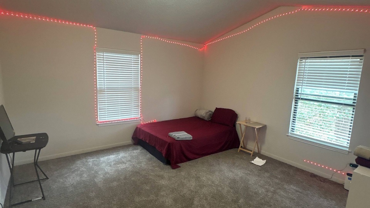 Huntsville Apartment | Charming 1-bedroom apartment in terrific Huntsville with fitness room, AC, pool