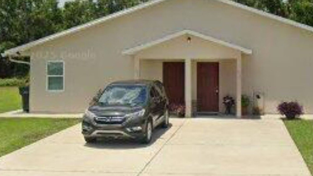 Poinciana Apartment | Charming 1-bedroom apartment in wonderful Kissimmee with AC
