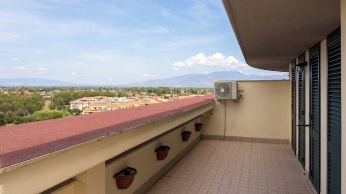Latina Apartment | Charming 1-bedroom apartment with WiFi, AC in lovely Latina