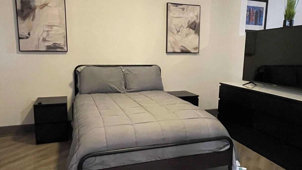 North Decatur Apartment | Charming 1-bedroom apartment in wonderful Decatur with fitness room, AC