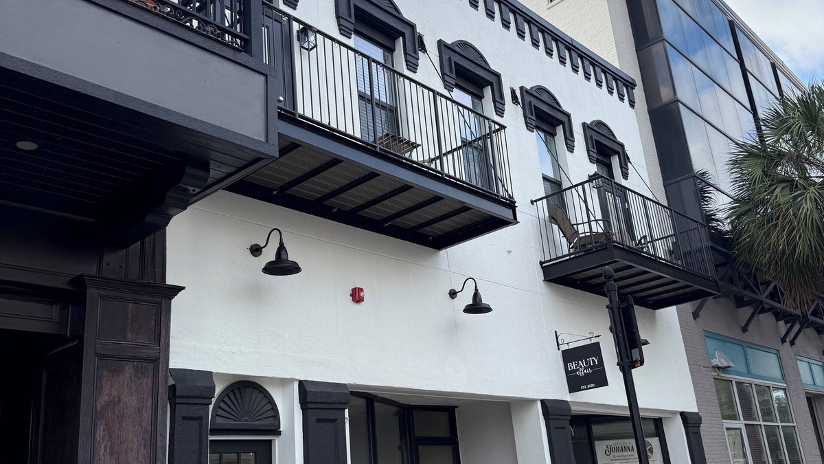 Historic Downtown Apartment | Charming 1-bedroom apartment with AC, WiFi in Downtown Ocala