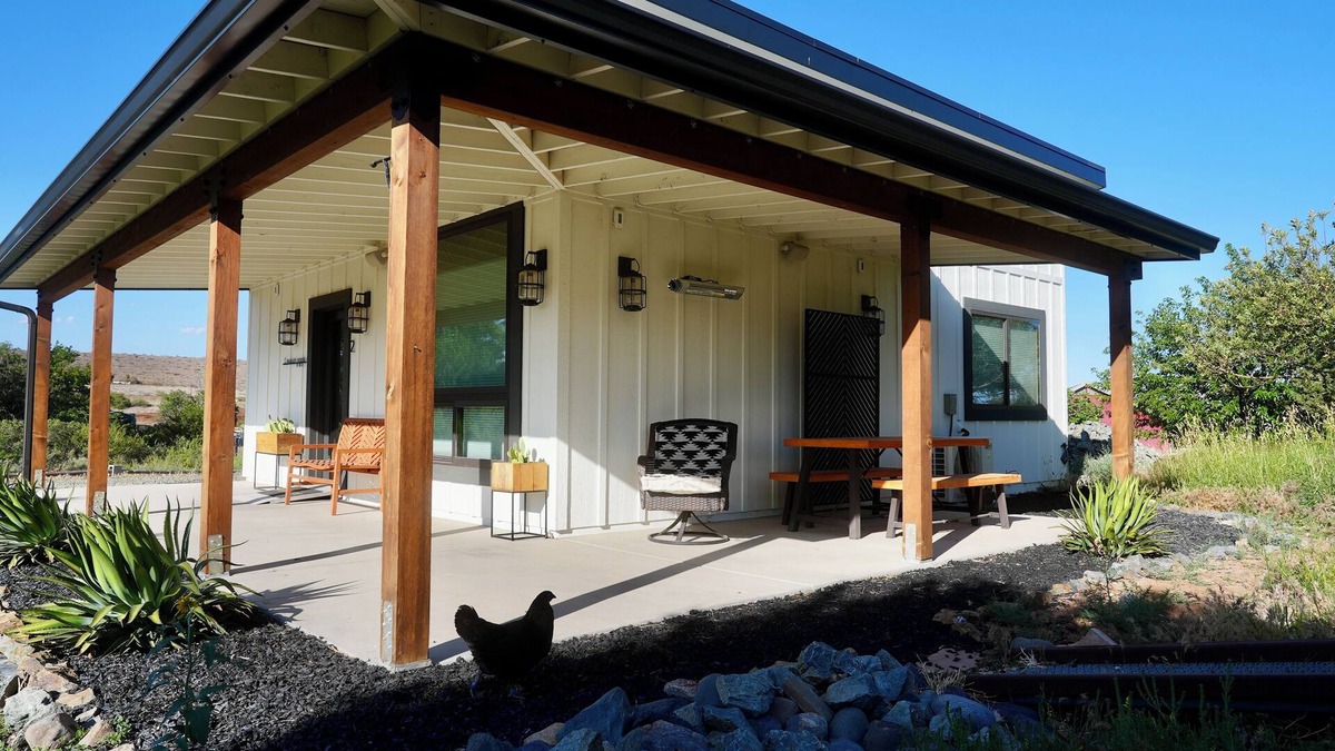Spring Valley Cottage | Charming 1-bedroom guest Casita nestled in central Arizona.