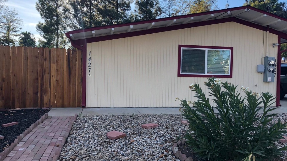 Concord House | Charming 1-bedroom house with WiFi, AC in serene Concord
