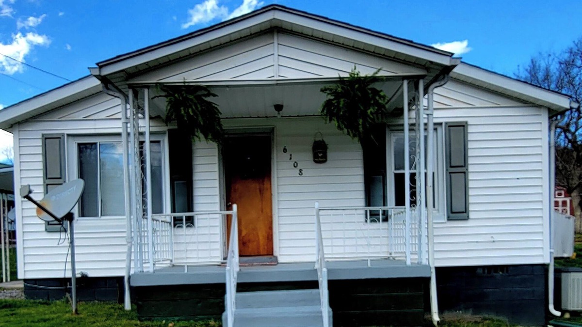 Kilsyth House | Charming 1-bedroom house on a lavender farm