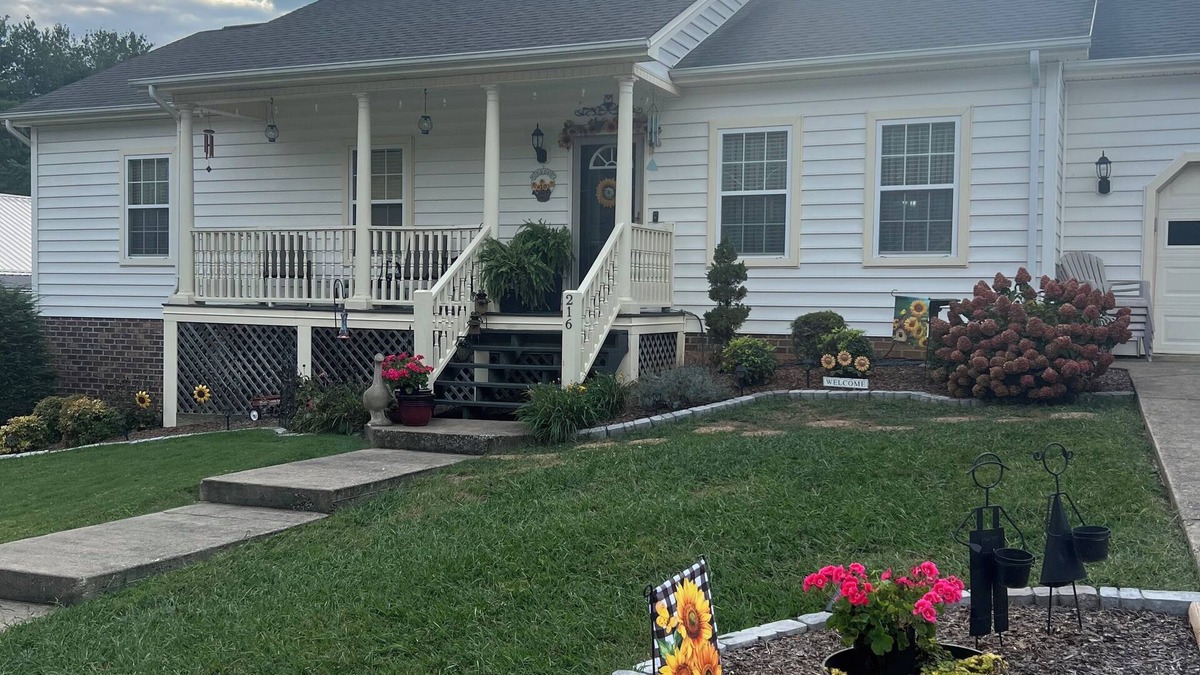 Jonesborough House | Charming 1-bedroom house in quaint downtown Jonesborough