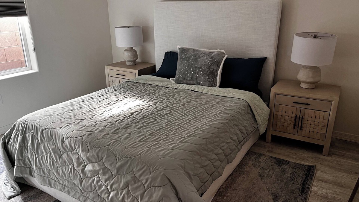 Paradise Valley Village Cottage | Charming 1-bedroon Guest House