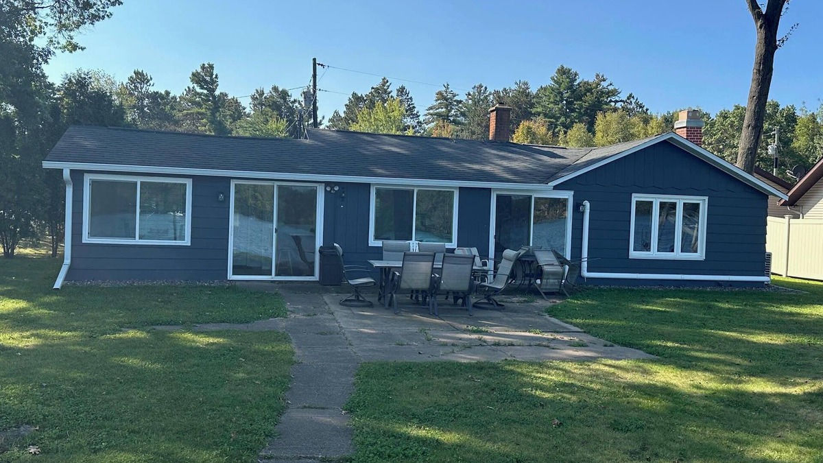 Holcombe House | Charming 1-level, 2-Bedroom Lakeside Retreat on Lake Holcombe