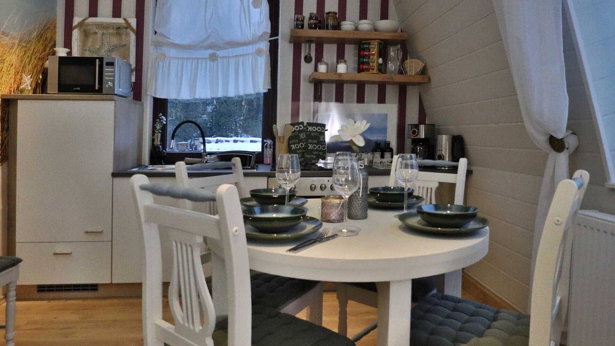 Oberlind Apartment | Charming 110 sqm apartment in modernized city villa on Schönberg