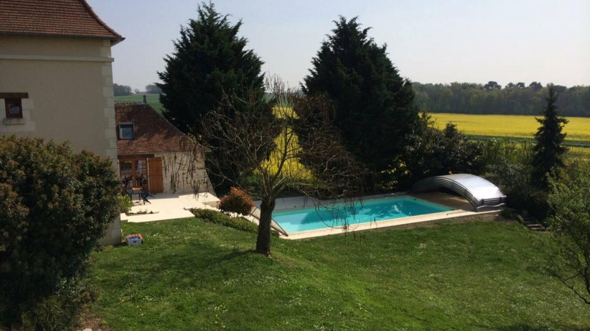Abilly Cottage | Charming 17th-Century Home in South Touraine with Private Pool, Garden & Modern Amenities