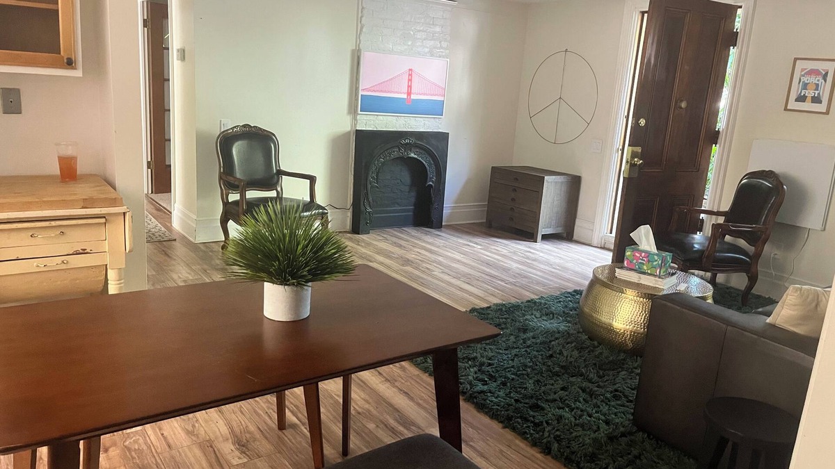 Picnic Valley House | Charming 2.5 bedroom 1 bath house with Heated floor, WiFi in peaceful San Rafael