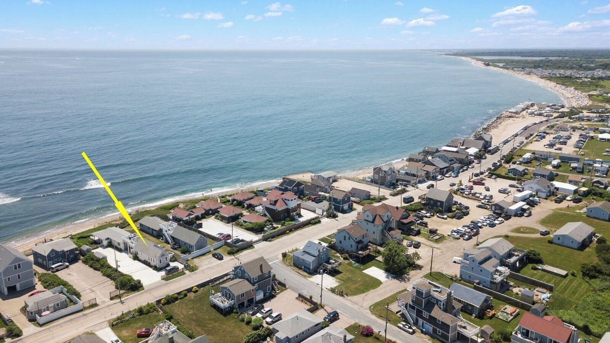 Matunuck Cottage | Charming 2-bedroom cottage in South Kingstown with WiFi, AC