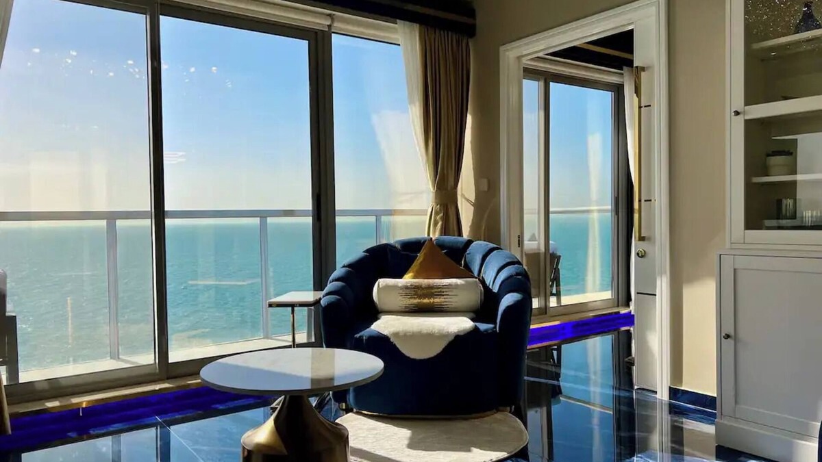 Ras Al Khaimah Apartment | Charming 2-bedroom apartment with WiFi and AC in Ras Al Khaimah