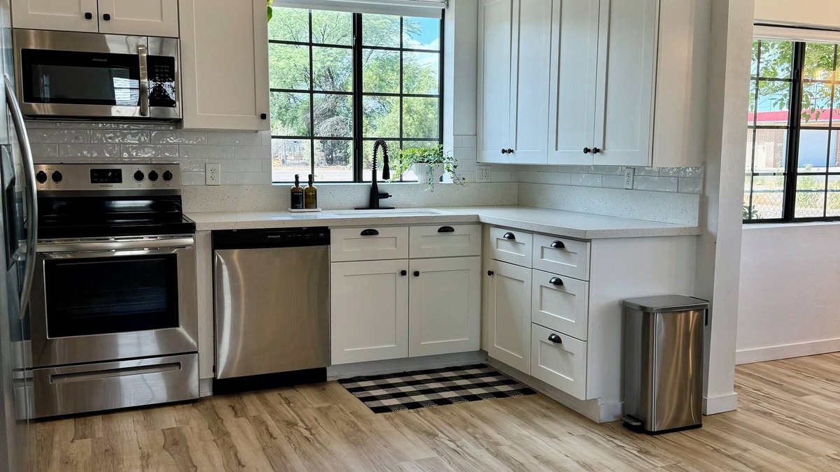Pima Cottage | Charming 2-bedroom, 2-bathroom cottage with WiFi, AC in peaceful Pima