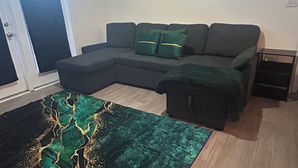 Charlotte Apartment | Charming 2-bedroom/2 Bath Apartment Near UNC Charlotte