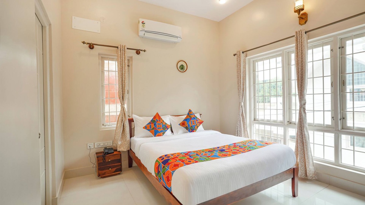 Bengaluru Apartment | Charming 2-bedroom apartment with AC, WiFi in Bengaluru