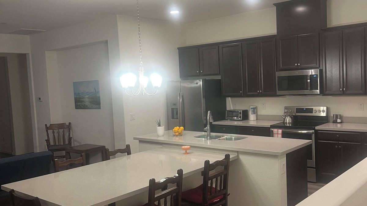 Goodyear Apartment | Charming 2-bedroom apartment with AC, WiFi in delightful Goodyear