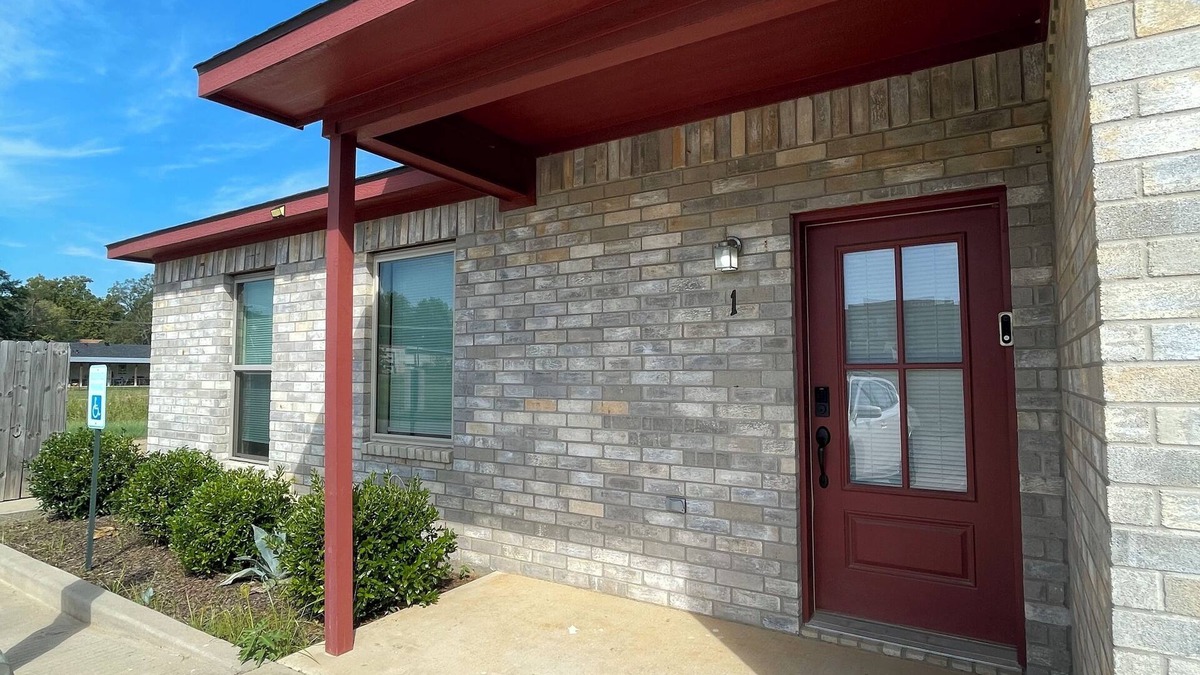 Lindale Apartment | Charming 2-bedroom apartment in Lindale