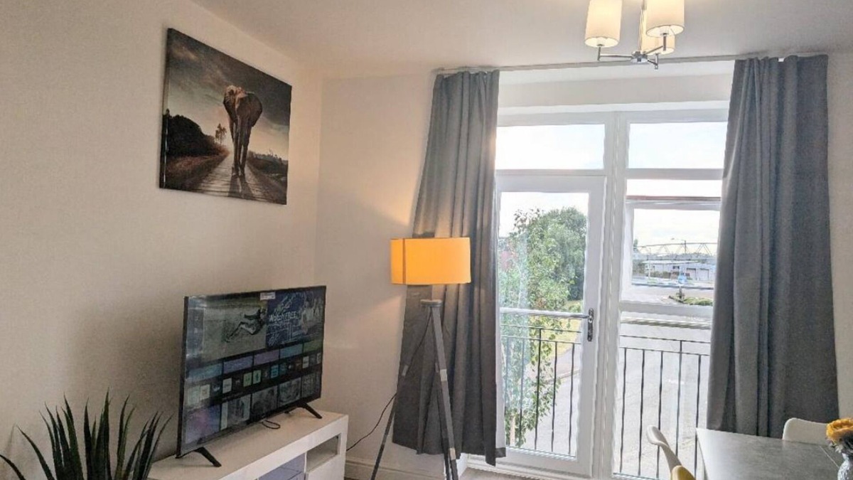 Rugby Apartment | Charming 2-bedroom apartment in Rugby