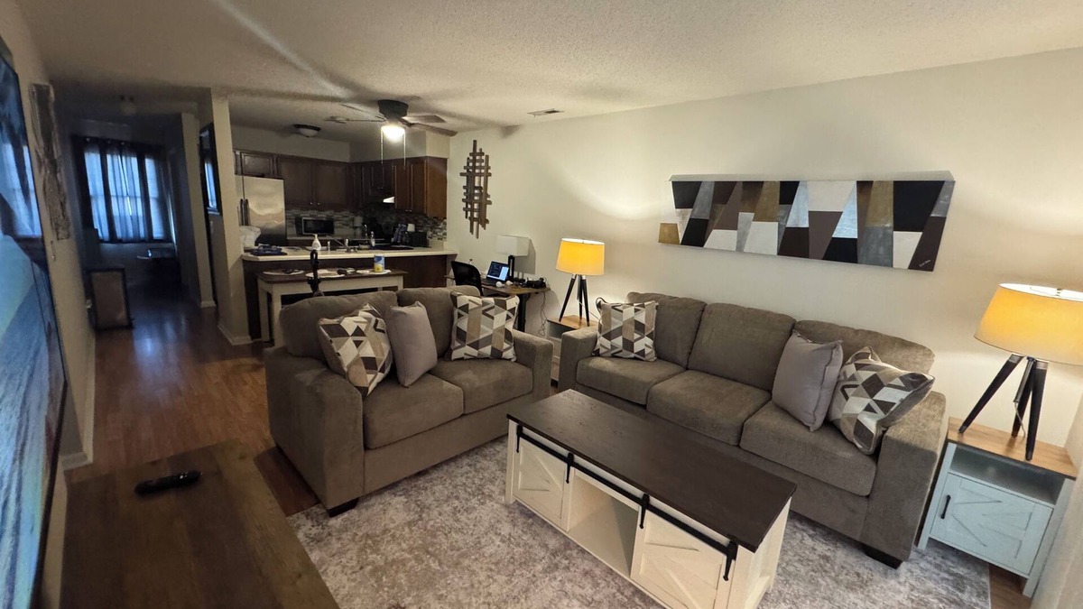 Wilmington Condo | Charming 2-bedroom condo in tranquil Wilmington for 30+ day stays