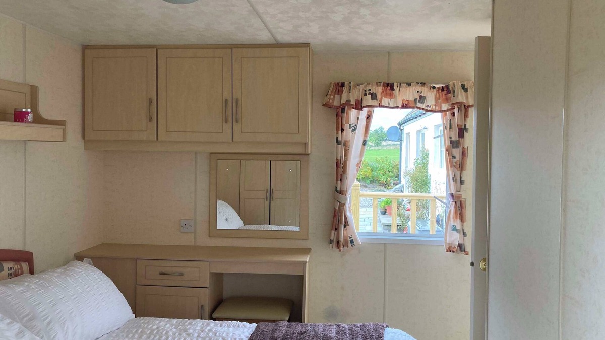 Dornoch House | Charming 2-bedroom caravan in beautiful Clashmore with WiFi