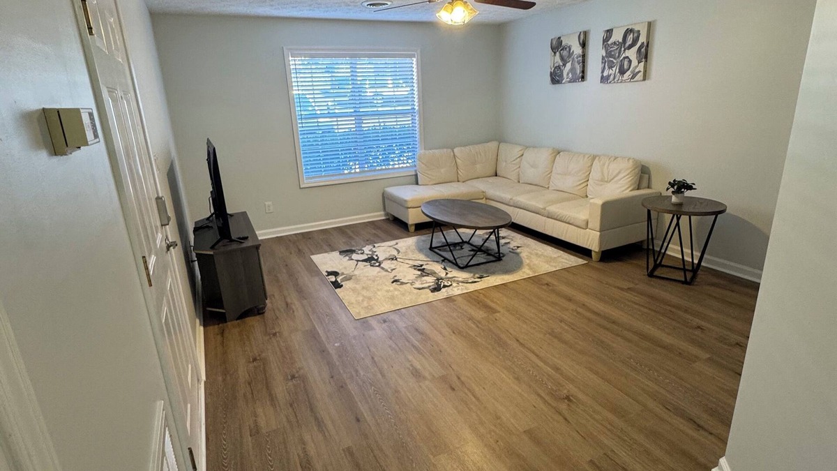 Knoxville Condo | Charming 2-bedroom condo in Knoxville