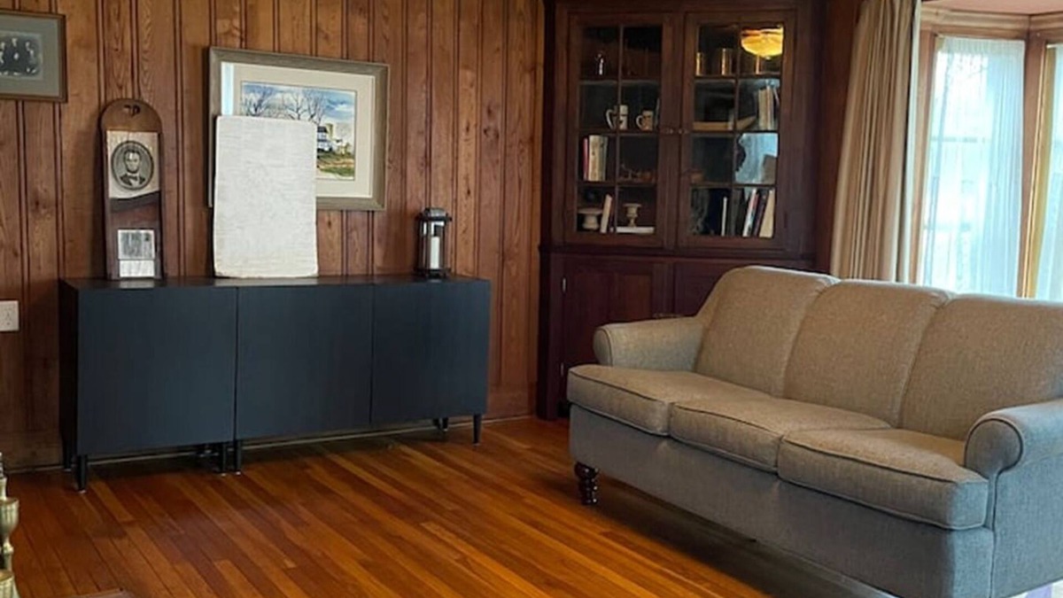 Denver Cottage | Charming 2-bedroom cottage in enchanting Erin with AC, WiFi