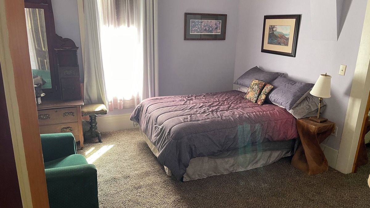 Booneville House | Charming 2-bedroom house in lovely Booneville with AC, WiFi