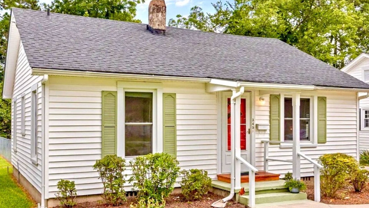 Washington House | Charming 2-bedroom house in enjoyable Washington NC