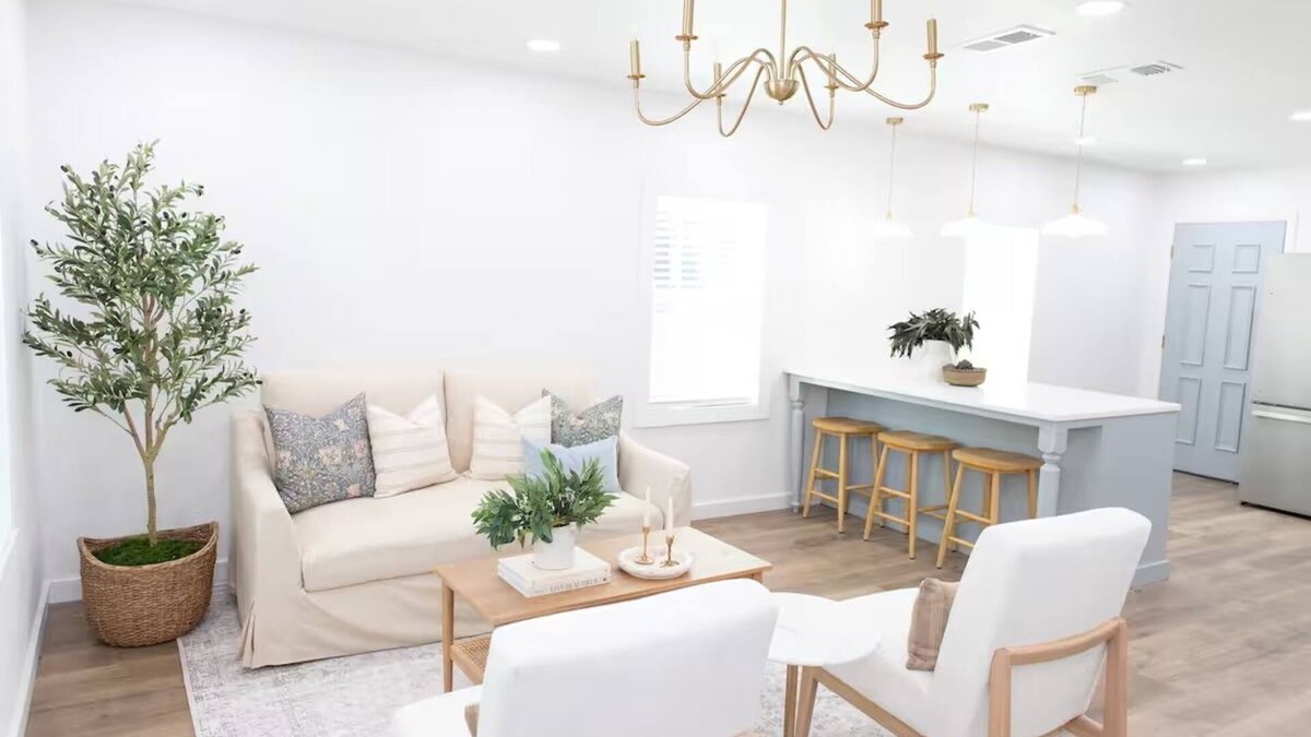 Belton House | Charming 2-bedroom home close to downtown and University of Mary-Hardin Baylor