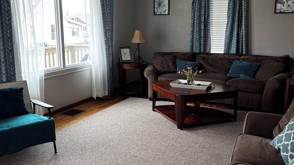 Bedford House | Charming 2-bedroom house with WiFi, AC in superb Bedford