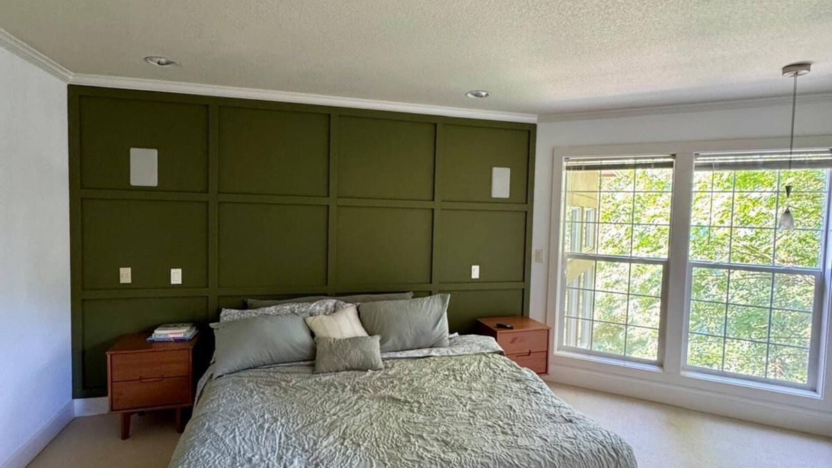 Pleasant Valley House | Charming 2-bedroom house in marvelous Portland with WiFi, AC