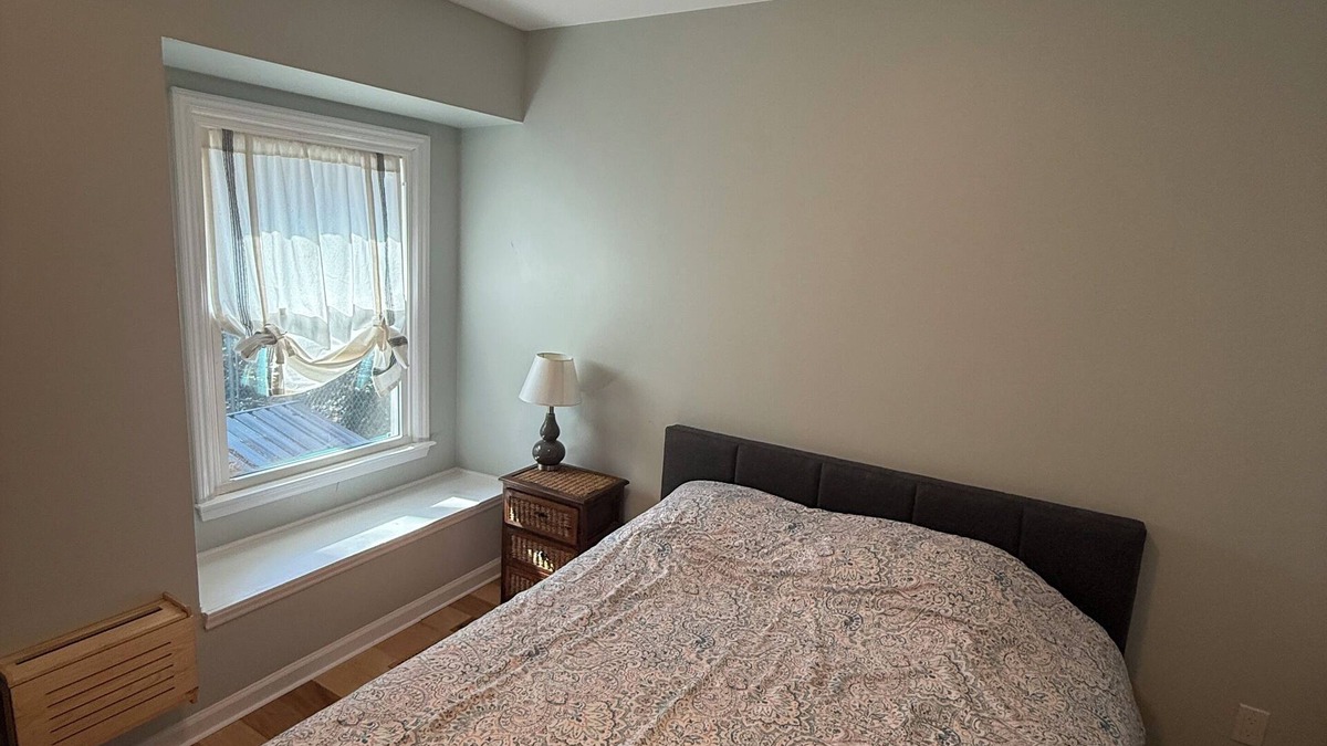 East Raleigh House | Charming 2-bedroom house with AC, WiFi less than 3 miles to downtown Raleigh.