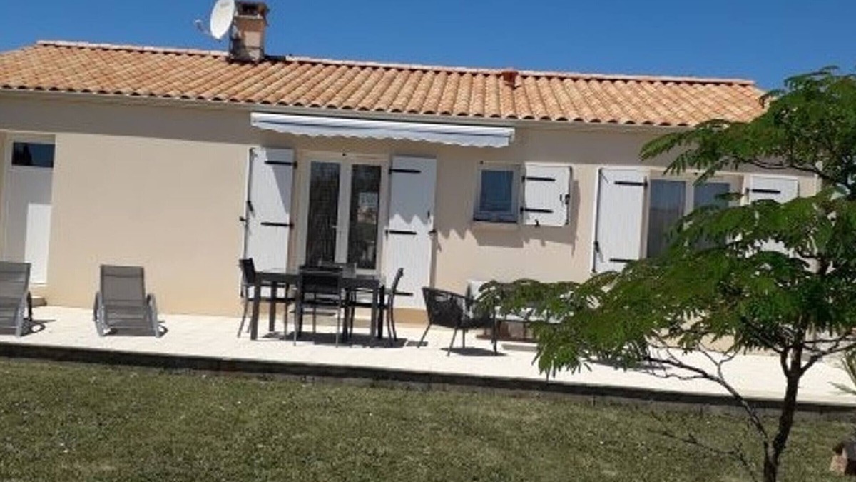 Grues House | Charming 2-Bedroom House Near Beach & Village, Quiet Area, South Vendée