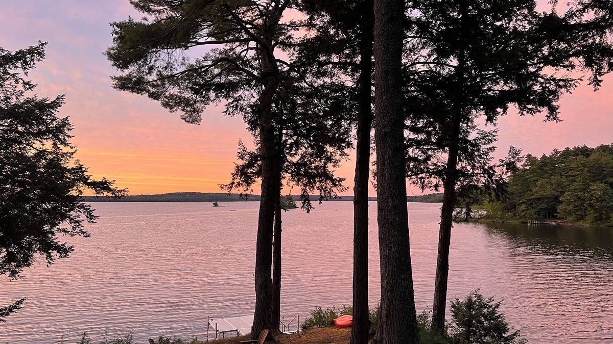 Unity Cottage | Charming 2-Bedroom Lake Front Cottage with WiFi and A/C on Tranquil Unity Pond