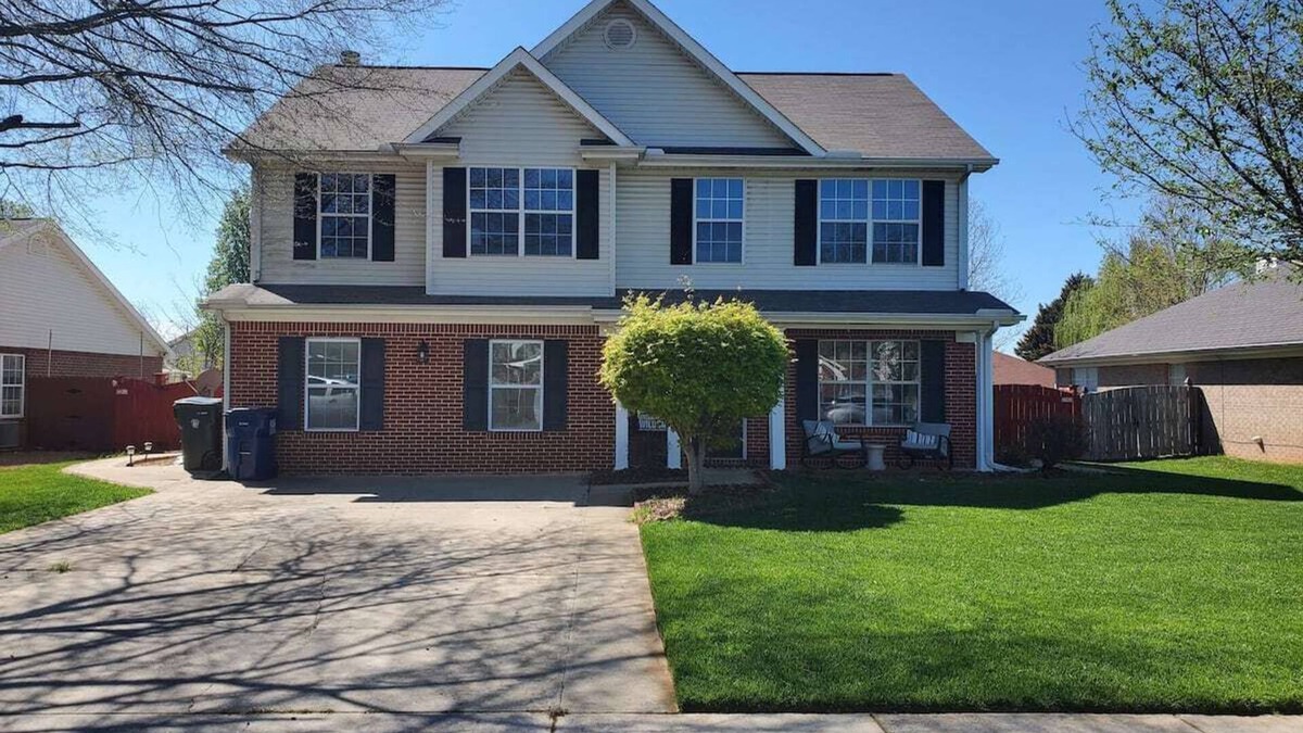 Madison House | Charming 2 bedroom retreat!