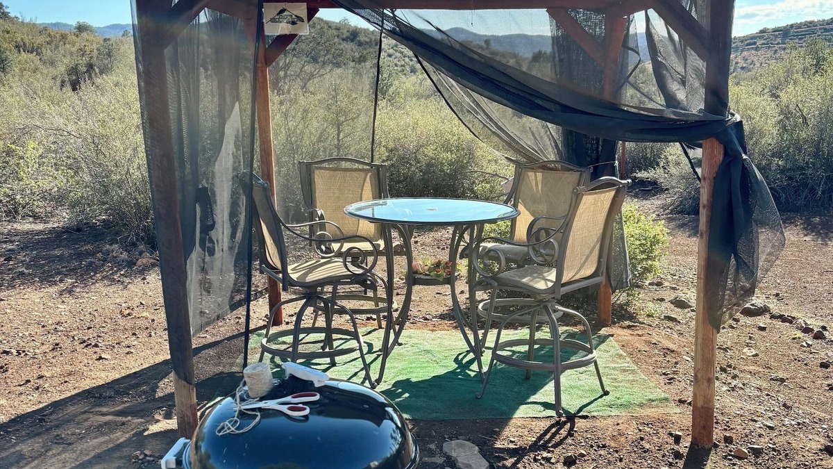 Lynx Mountain View Estates House | Charming 2-bedroom RV in fabulous Prescott with WiFi, AC and lots of trails