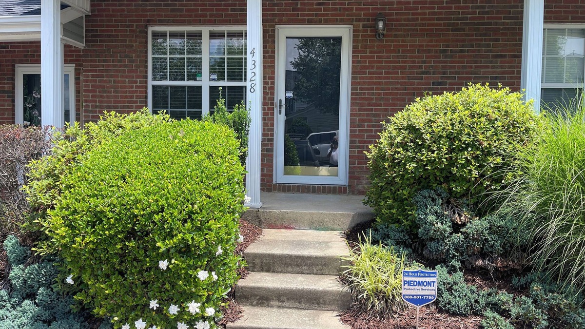 Greensboro House | Charming 2-bedroom townhome with AC, WiFi in lovely Greensboro