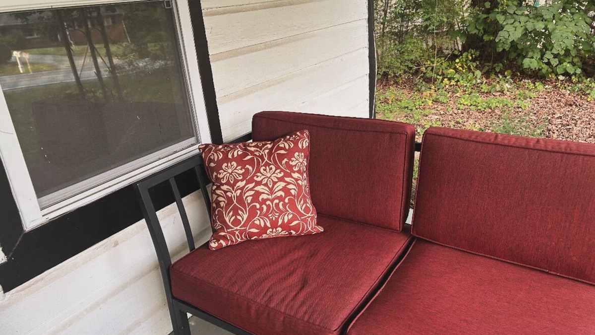 Church Street House | Charming 2-bedroom Tiny Home in Riverdale with WiFi and AC near the airport.