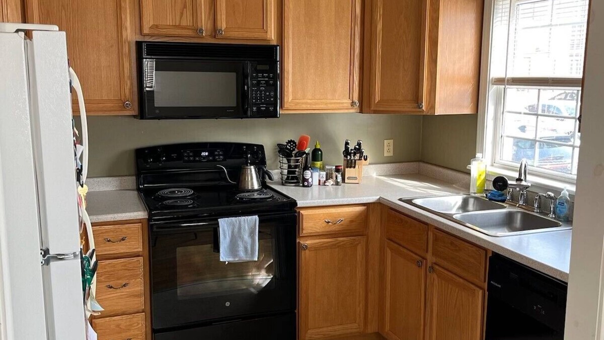 Brunswick House | Charming 2-bedroom townhome in the heart of downtown Brunswick