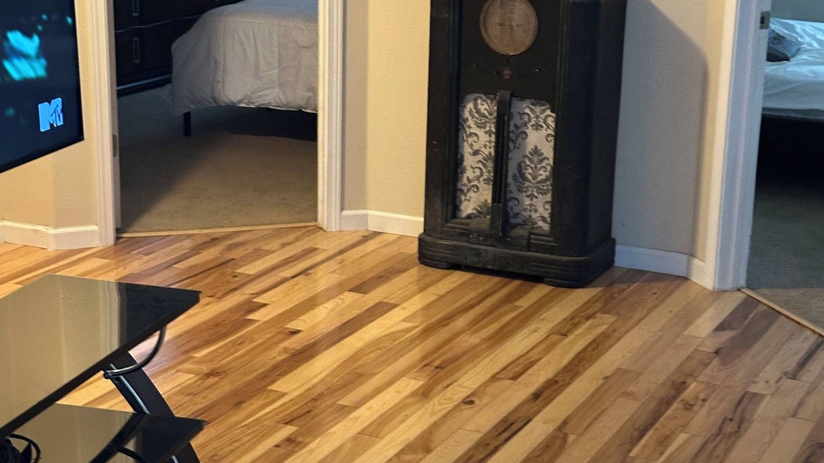 Casper House | Charming 2-bedroom townhome centrally located in lovely Casper with AC