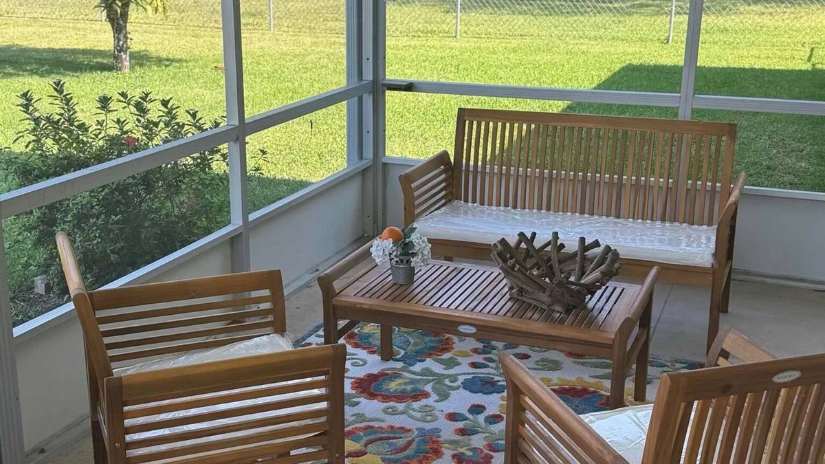Placid Lakes House | Charming 2-bedroom house with WiFi, AC in fabulous Lake Placid
