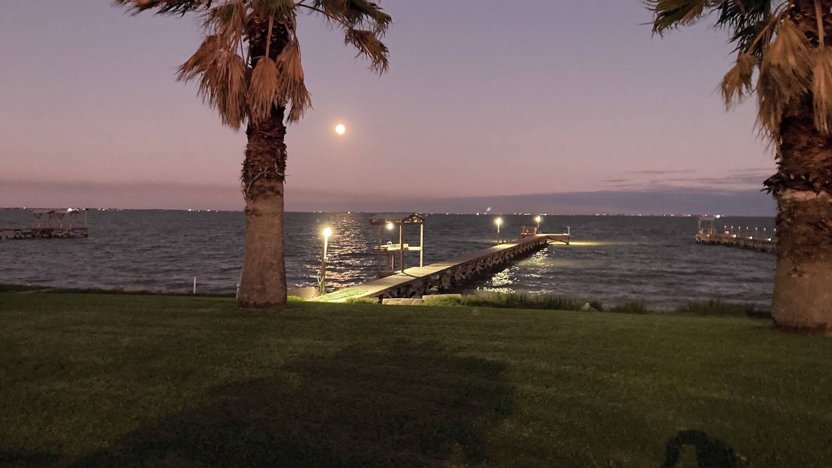 Port Lavaca House | Charming 2-bedroom house with WiFi, AC in welcoming Port Lavaca