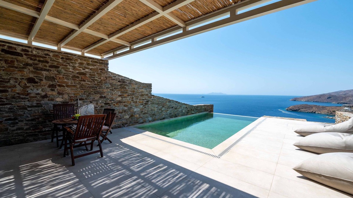 Agios Romanos Villa | Charming 2-bedroom villa in enchanting Tinos with AC, WiFi